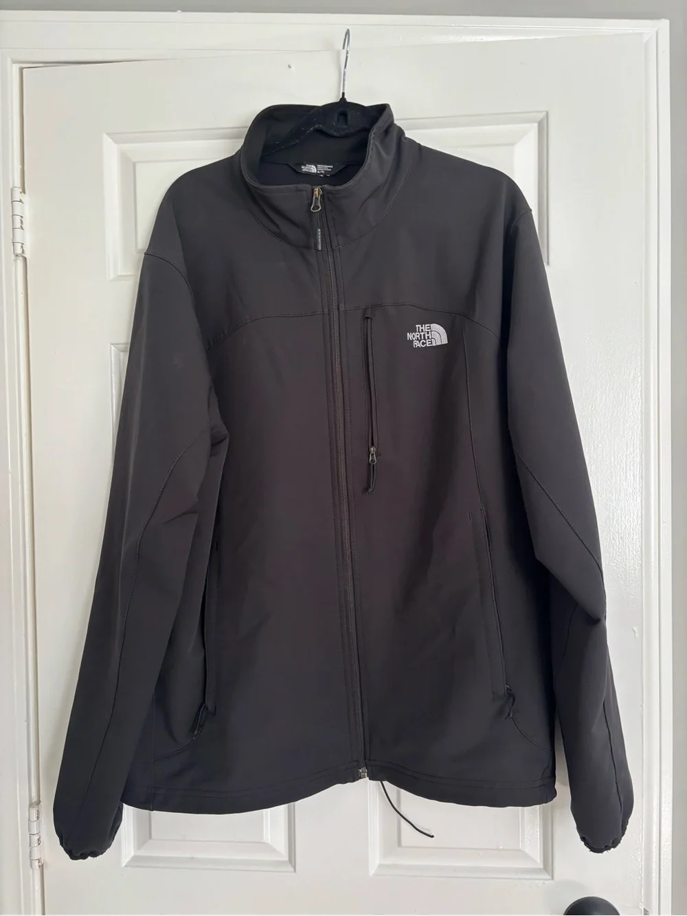 The North Face Men’s Black Softshell Full Zip Jacket - Size XL - Like New